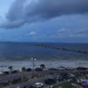 Meet your Posher, Sandy